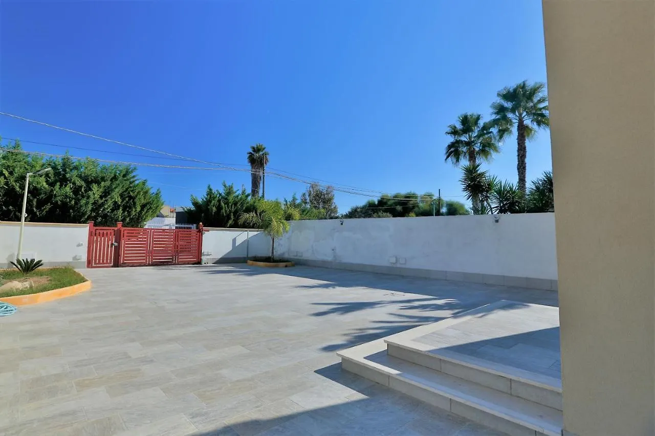 Villa Ivanda Beach - Xenia Sicily Villas Mazara del Vallo