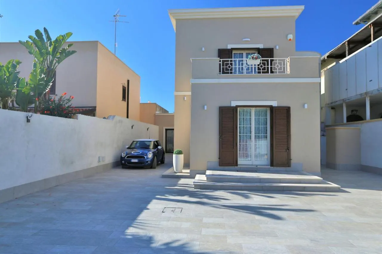 Villa Ivanda Beach - Xenia Sicily Villas Mazara del Vallo